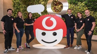 Vodafone’un Dijital Kahramanı TOBi 2022’de 140 Milyon Sohbet Gerçekleştirdi