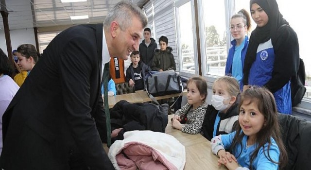 Başkan Sezer Ulaşlı Gençlik Merkezi’nde Gençlerle Bir Araya Geldi