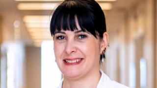 Doç. Dr. Ayşe Bilge Öztürk: Doğal denilen her şeyi vücudunuza sürmeyin!
